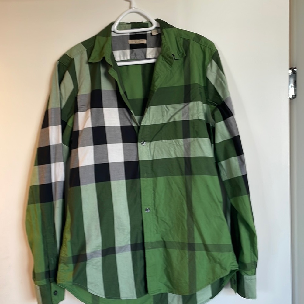 Men’s Burberry Button up